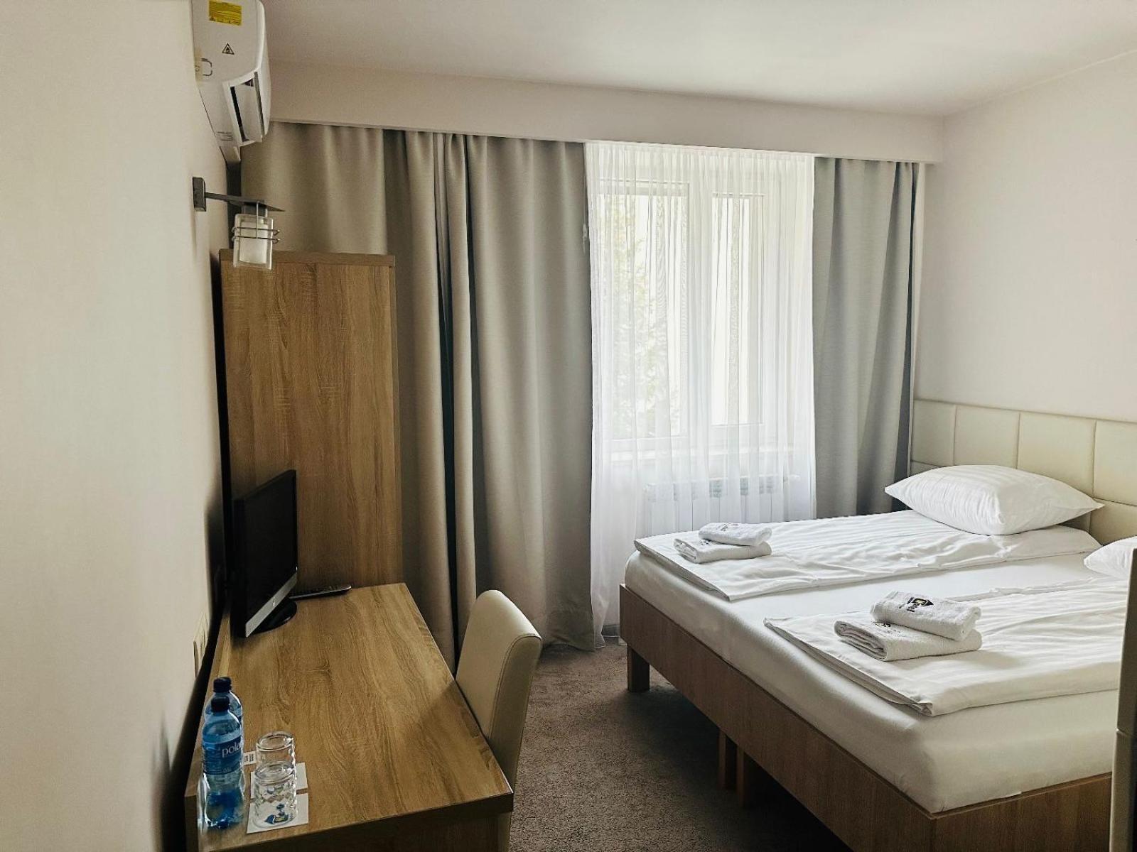 Hotel Tm Радом Екстер'єр фото