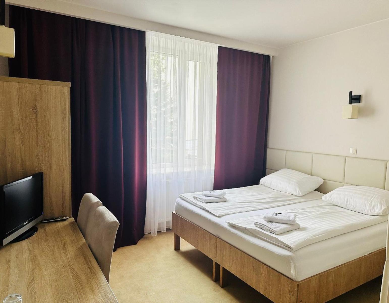 Hotel Tm Радом Екстер'єр фото