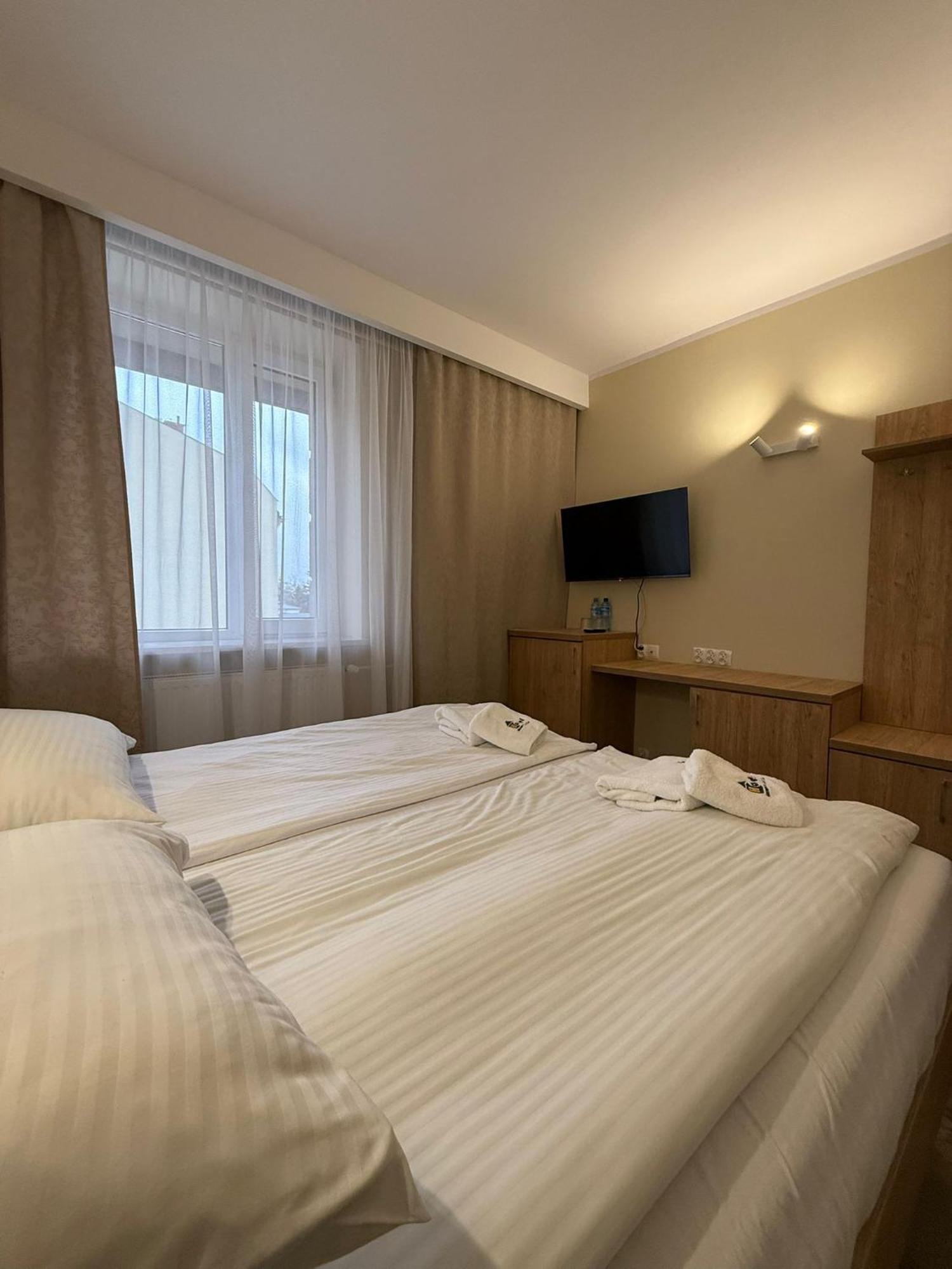 Hotel Tm Радом Екстер'єр фото