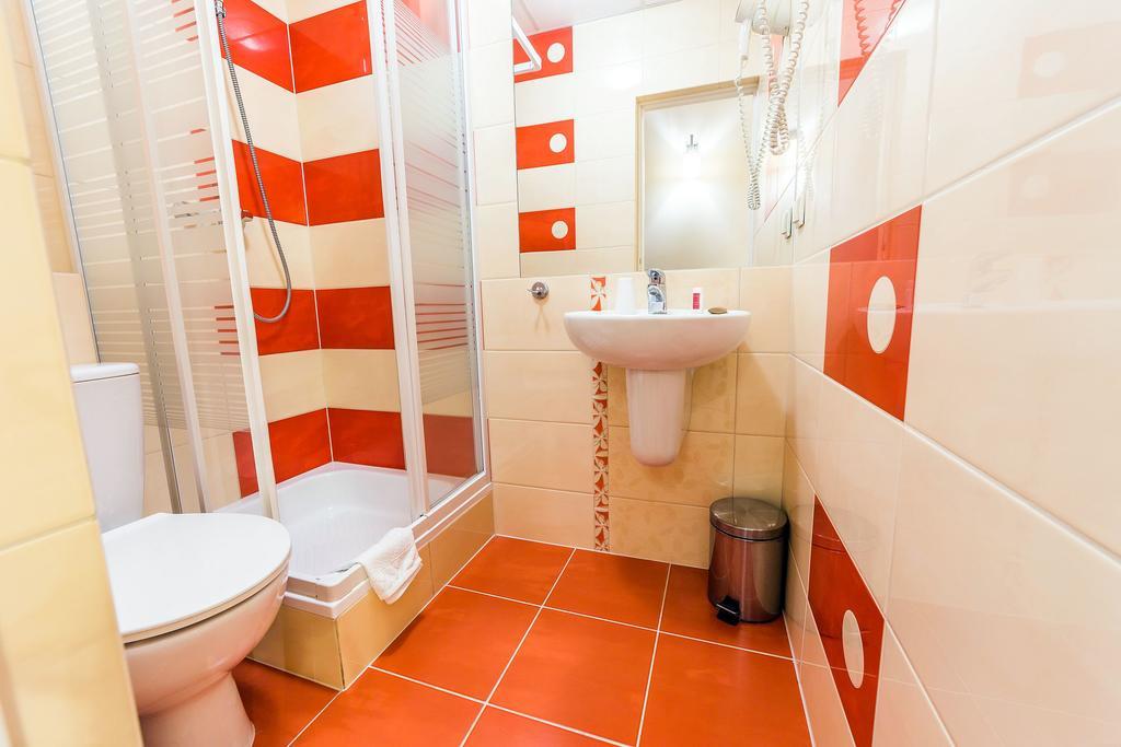Hotel Tm Радом Екстер'єр фото