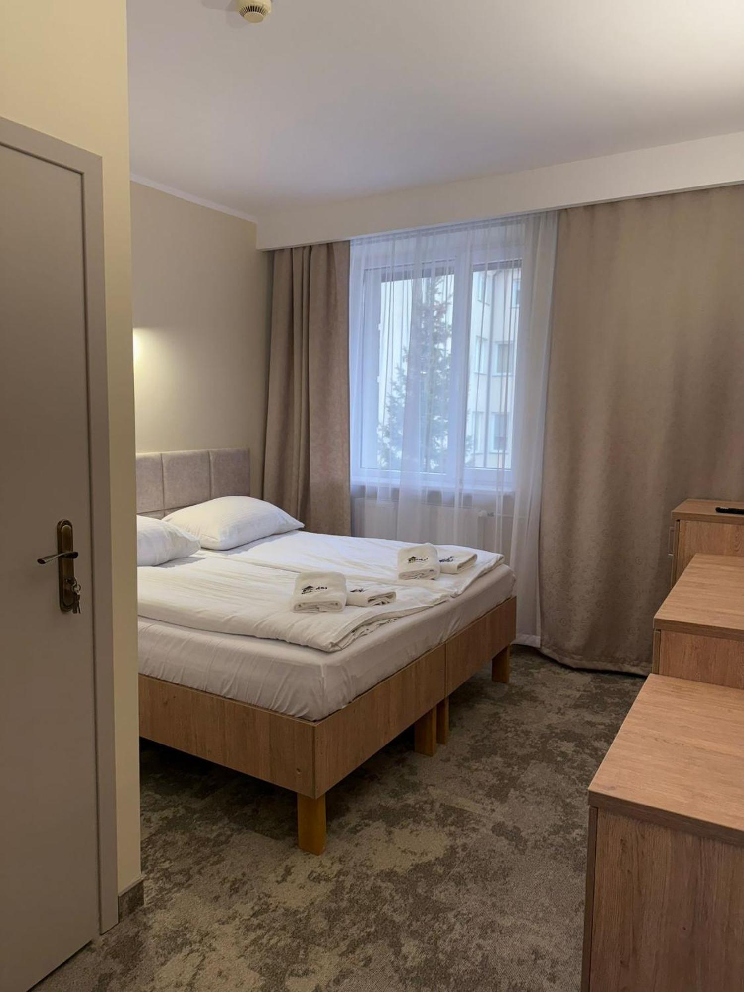 Hotel Tm Радом Екстер'єр фото